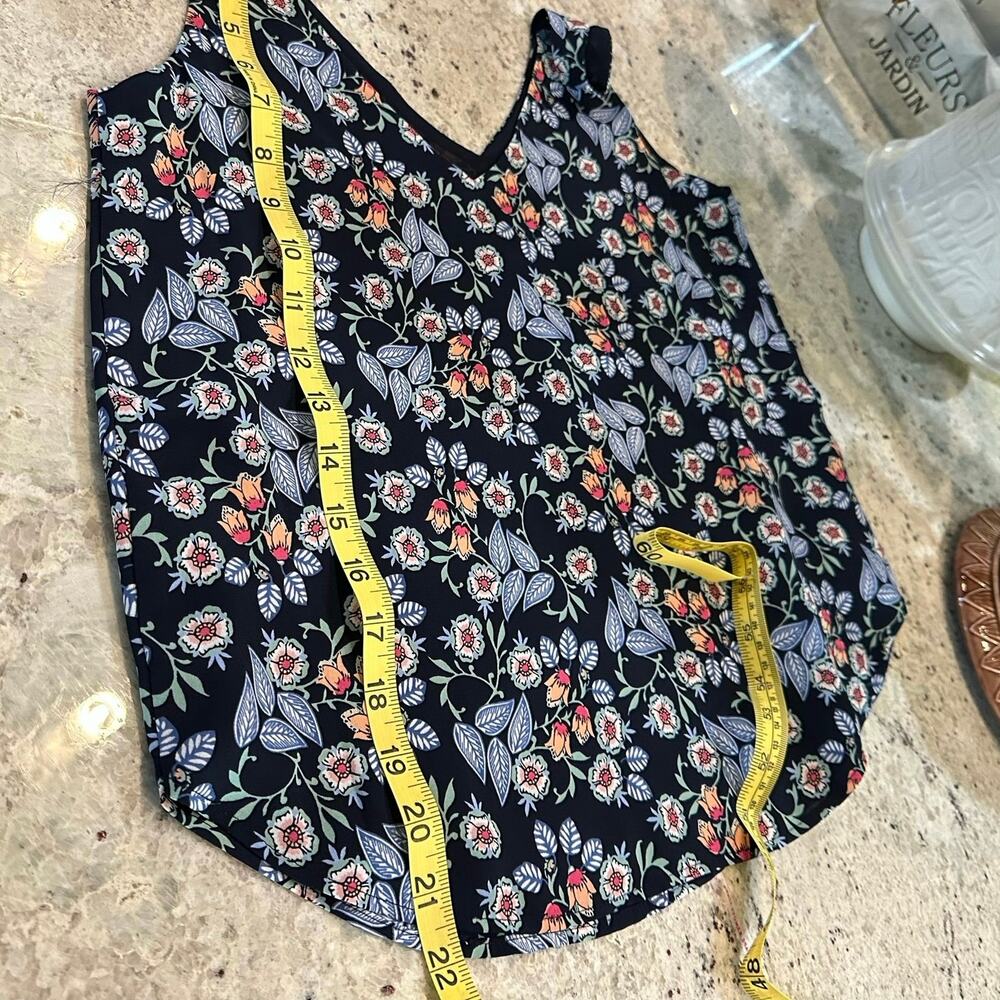 Loft Floral Double V Tank Top‎ forever navy size XSP - Picture 7 of 7